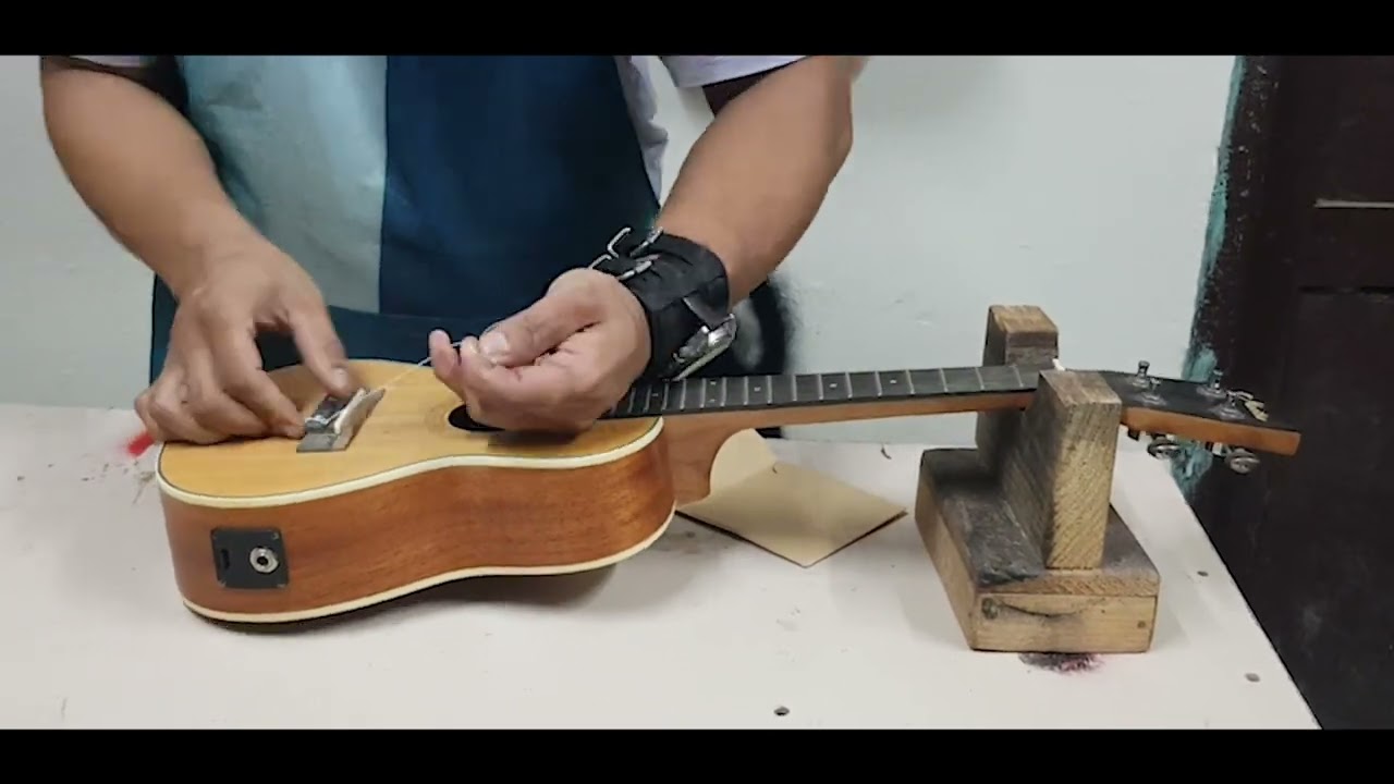Hướng Dẫn Cách Thay Dây Đàn Ukulele Chi Tiết Tại Nhà 2 Ukulele Bridge Repair - YouTube