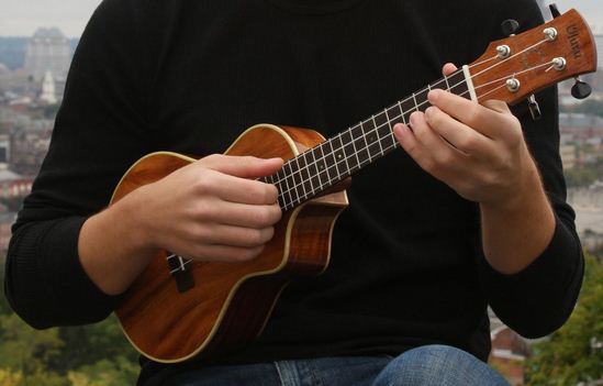 9 Lỗi Sai Thường Gặp Khi Tự Học Ukulele Tại Nhà 3 Lợi ích từ việc học Ukulele cho trẻ em và người mới bắt đầu