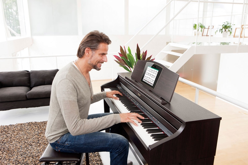 Hướng dẫn tư thế ngồi chơi piano chuẩn và đẹp nhất